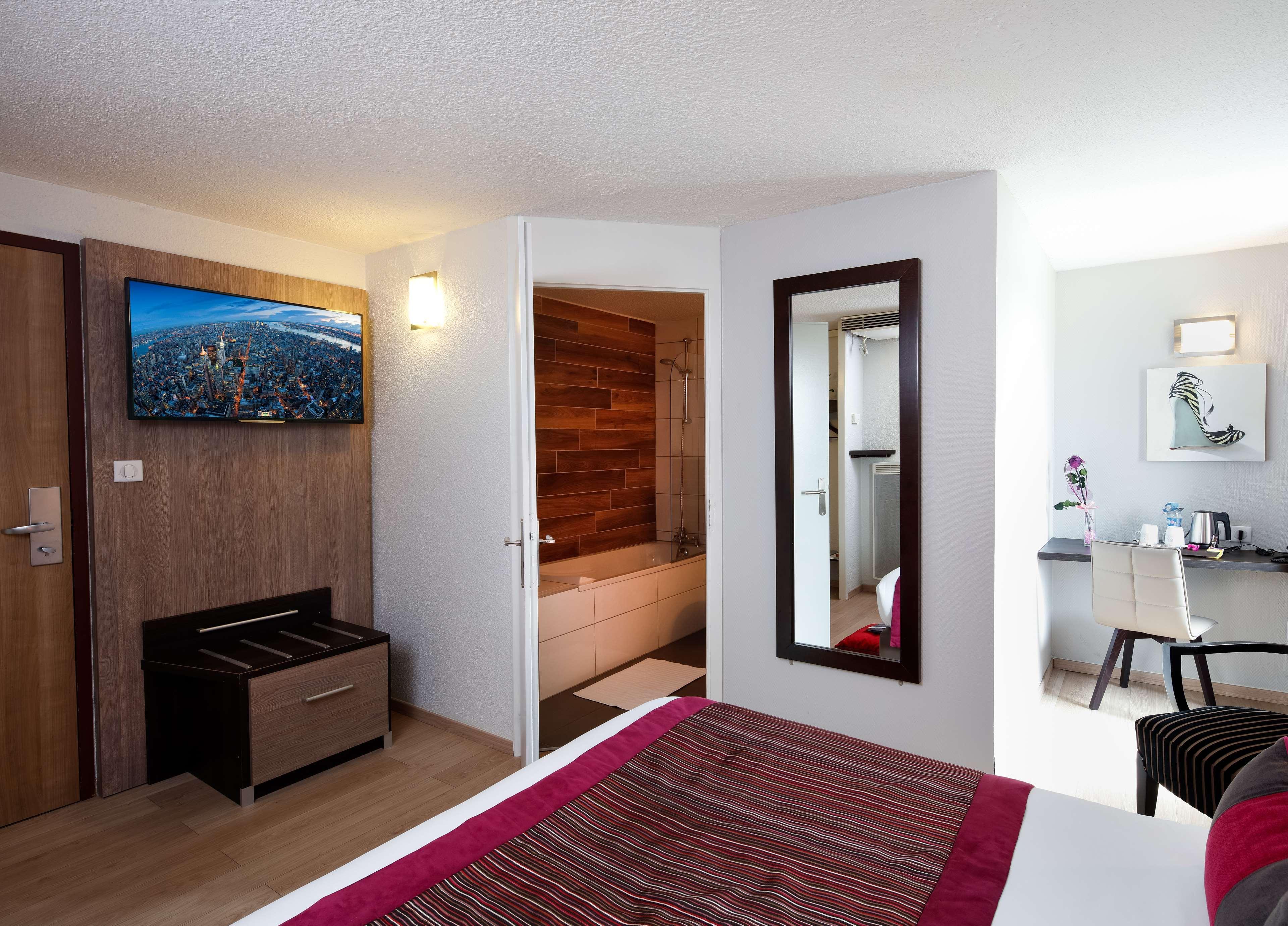 Kyriad Belfort Centre Gare Экстерьер фото