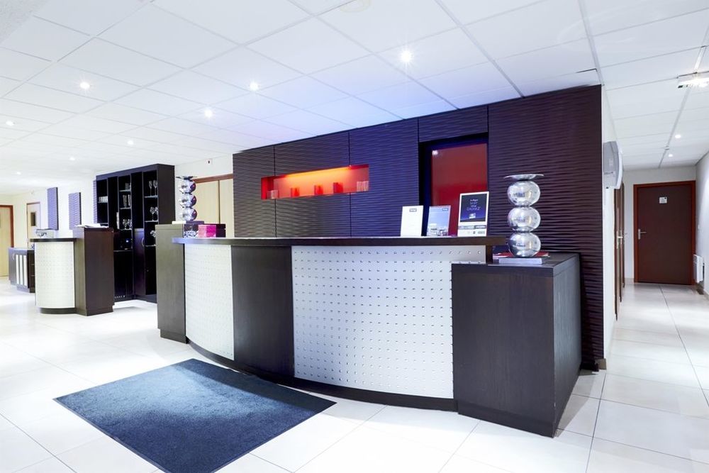 Kyriad Belfort Centre Gare Интерьер фото