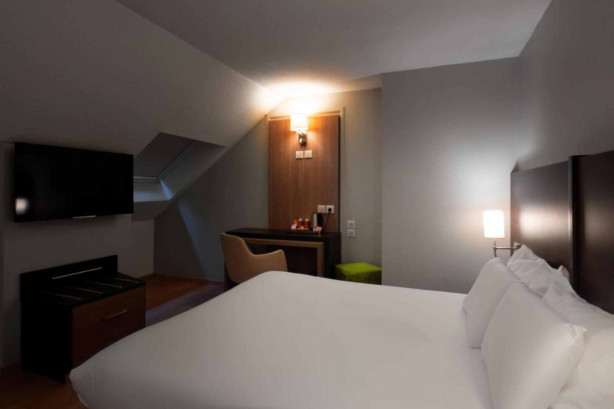Kyriad Belfort Centre Gare Экстерьер фото