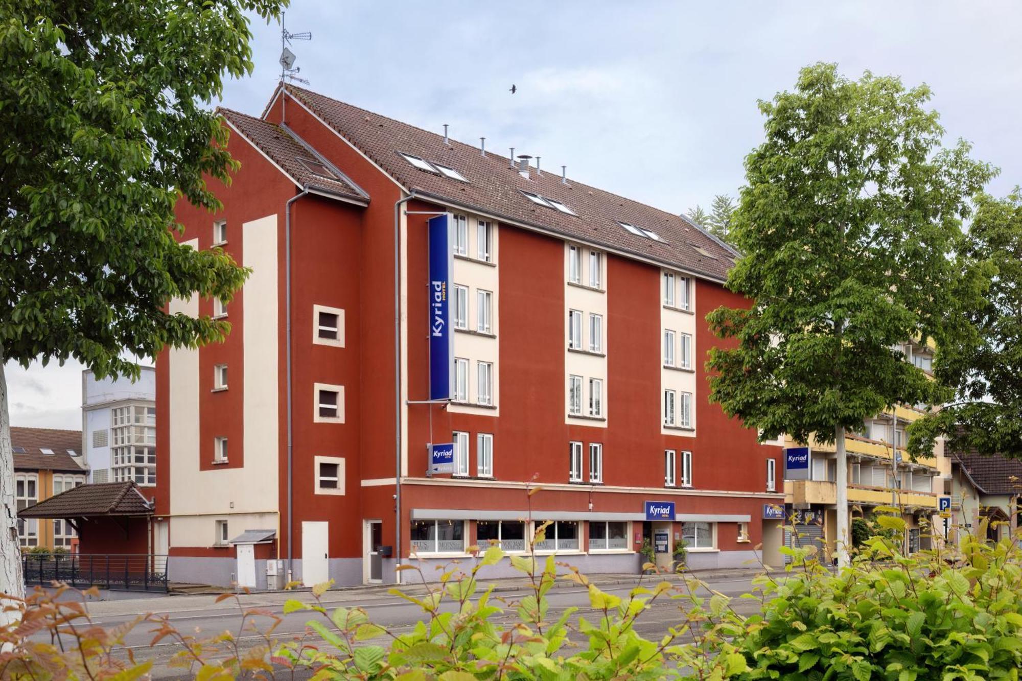 Kyriad Belfort Centre Gare Экстерьер фото